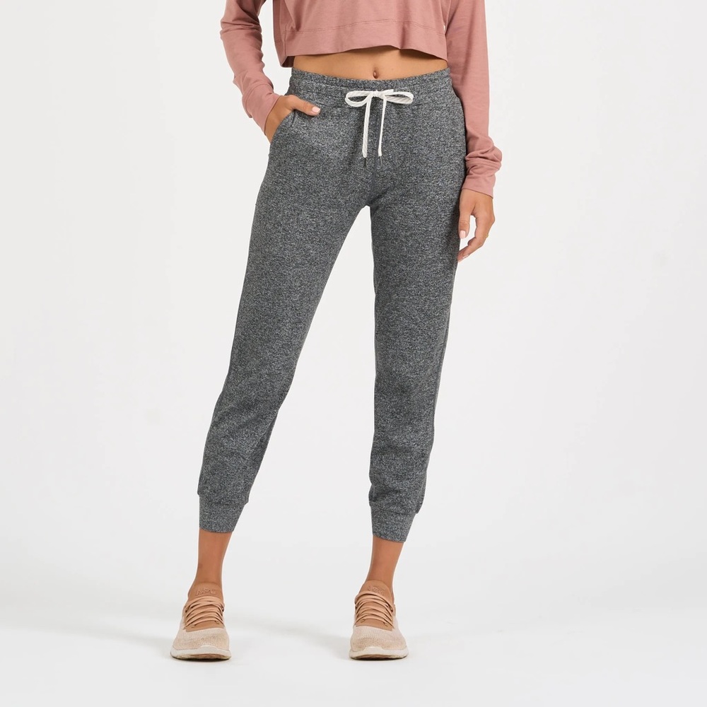 Brand new Vuori Performance Jogger